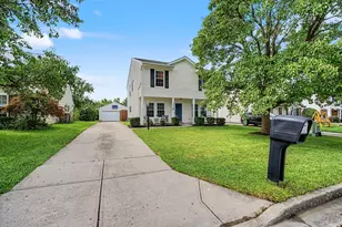 1226 Sunset Dr, Englewood, OH 45322 - Photo 2