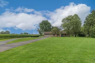 4845 Broadway Rd, Springfield, OH 45502 - Photo 2