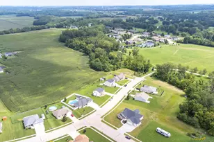 9907 Barnum Rd, Piqua, OH 45356 - Photo 42