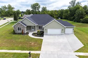 9907 Barnum Rd, Piqua, OH 45356 - Photo 38