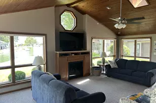 21 Breezewood Ln, Saint Marys, OH 45885 - Photo 8