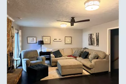 555 Briarwood Court, Troy, OH 45373 - Photo 4
