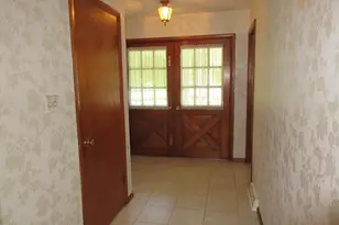 827 Hickory Ln, Troy, OH 45373 - Photo 8