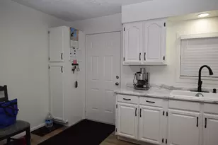 323 Railroad St, Urbana, OH 43078 - Photo 6