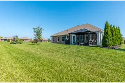 1004 Plymouth Court, Troy, OH 45373 - Photo 32