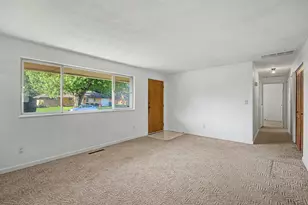 4451 Longfellow Ave, Dayton, OH 45424 - Photo 8
