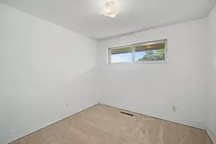4451 Longfellow Ave, Dayton, OH 45424 - Photo 22