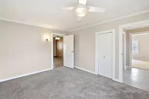 807 Court St, Wapakoneta, OH 45895 - Photo 12
