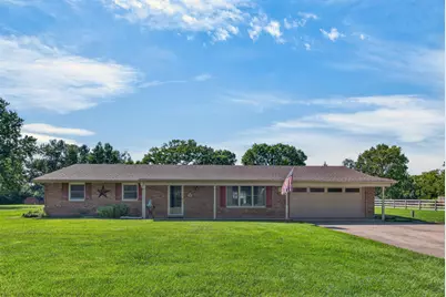 201 Brookside Drive, New Carlisle, OH 45344 - Photo 2
