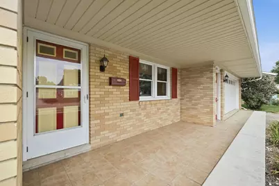 219 N Smith Street, New Carlisle, OH 45344 - Photo 4