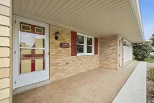 219 N Smith St, New Carlisle, OH 45344 - Photo 4