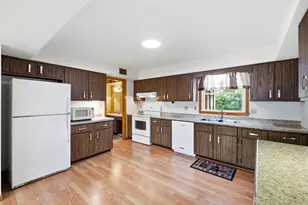 219 N Smith St, New Carlisle, OH 45344 - Photo 10