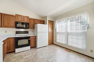 2748 Ashlar Dr, Springfield, OH 45503 - Photo 28