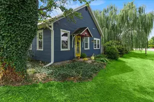 12066 Urbana St, Middleburg, OH 43336 - Photo 2