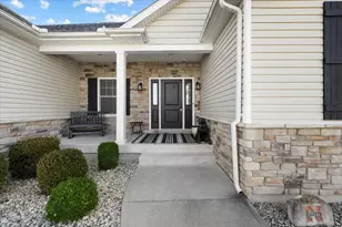 1005 Haverhill Dr, Troy, OH 45373 - Photo 6
