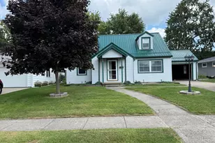 922 Chestnut St, Celina, OH 45822 - Photo 2