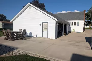 407 S Washington St, New Bremen, OH 45869 - Photo 2