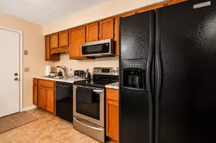 4875 E Brannan Dr, Springfield, OH 45502 - Photo 12