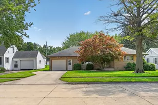 642 W Fulton St, Celina, OH 45822 - Photo 8