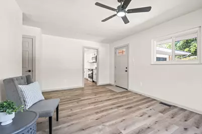 4095 Raymond Drive, Enon, OH 45323 - Photo 8