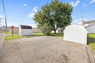 111 S Boggs St, De Graff, OH 43318 - Photo 36