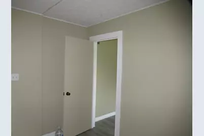 104 W 33rd Street, Connersville, IN 47331 - Photo 12