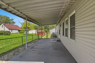 4748 Walker St, Springfield, OH 45505 - Photo 6