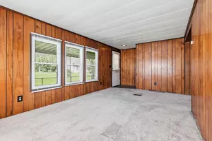 4748 Walker St, Springfield, OH 45505 - Photo 8