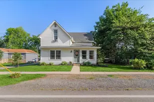 304 W Miami St, De Graff, OH 43318 - Photo 2