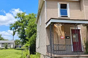 31 Pioneer St, Dayton, OH 45405 - Photo 2