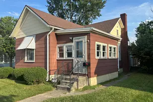 521 W Wayne St, Celina, OH 45822 - Photo 2