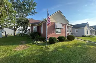 521 W Wayne St, Celina, OH 45822 - Photo 14