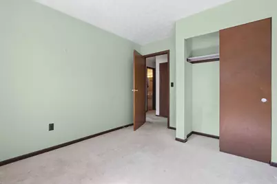 2430 W Choctaw Drive, London, OH 43140 - Photo 18