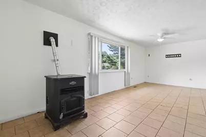 2430 W Choctaw Drive, London, OH 43140 - Photo 6