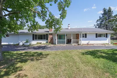 2430 W Choctaw Drive, London, OH 43140 - Photo 2