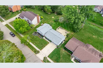 1131 Cloverdale Drive, Troy, OH 45373 - Photo 6