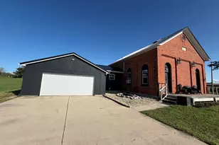 13510 Pasco-Montra Rd, Anna, OH 45302 - Photo 2