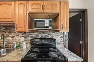549 Forrest Ln, Troy, OH 45373 - Photo 6