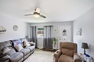 7335 Cosner Dr, Dayton, OH 45424 - Photo 8