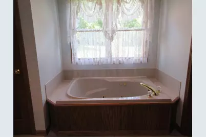2035 Canterbury Court, Troy, OH 45373 - Photo 26