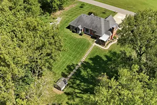 383 Titus Rd, Springfield, OH 45505 - Photo 8