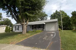 1738 Lundgren Rd, New Carlisle, OH 45344 - Photo 2