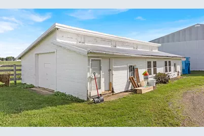 697 Township Road 31, Bellefontaine, OH 43311 - Photo 20
