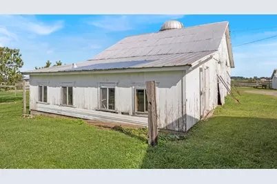 697 Township Road 31, Bellefontaine, OH 43311 - Photo 30
