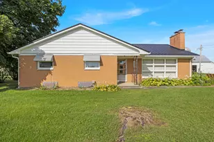 697 Township Road 31, Bellefontaine, OH 43311 - Photo 2