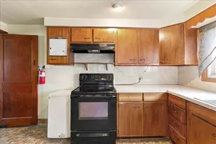 212 E Auburn Ave, Bellefontaine, OH 43311 - Photo 14