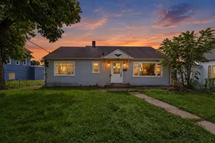 212 E Auburn Ave, Bellefontaine, OH 43311 - Photo 2