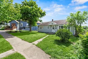 212 E Auburn Ave, Bellefontaine, OH 43311 - Photo 4