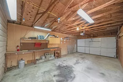 533 E Chillicothe Avenue, Bellefontaine, OH 43311 - Photo 18