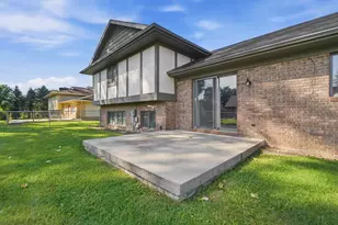 1444 Timberlane Dr, Lima, OH 45805 - Photo 54